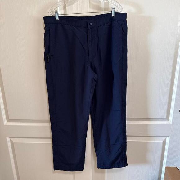 L.L.Bean Other - Men's Vintage LL Bean navy blue pants size L